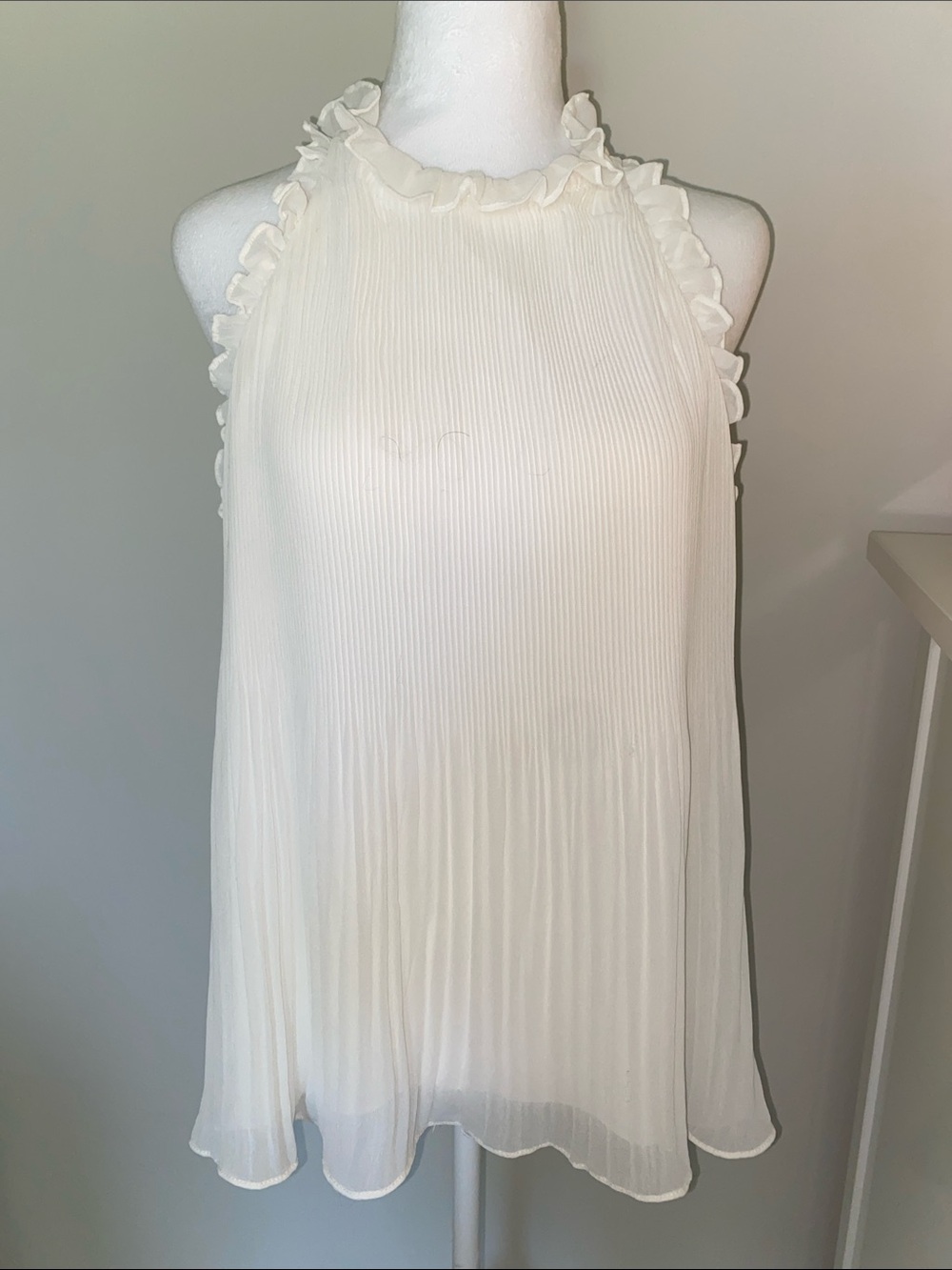 Vince Camuto Ivory Ruffled Halter Pleated Blouse
